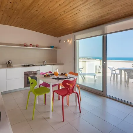 Sud Est مارينا دي راغوزا