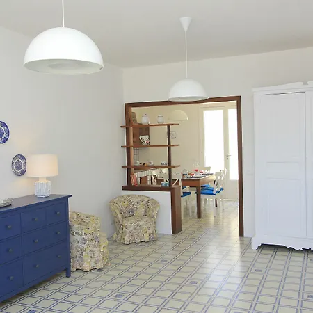 Sud Est شقة مارينا دي راغوزا